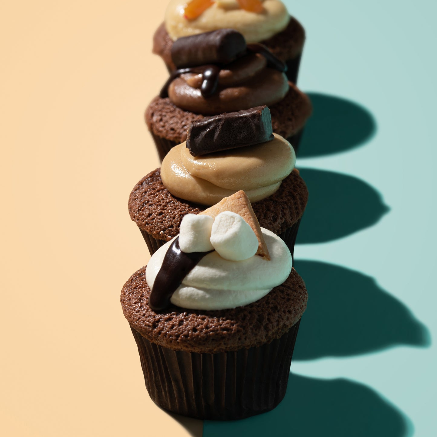 6 Gluten-Free Cupcakes- Cookies N' Cream + Smores